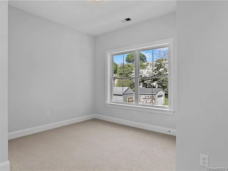 348 Halley Ave #348 — Photo 15