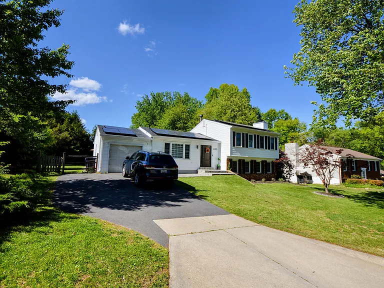 11205 Trippon Ct — Photo 21