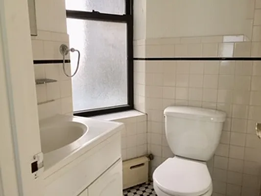 Rented by Corcoran | media 17