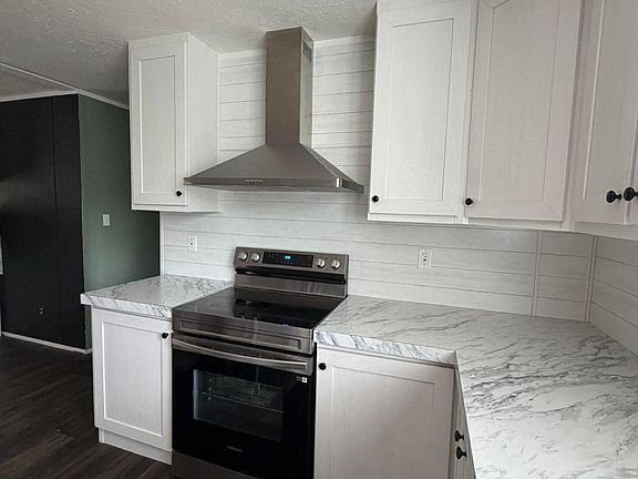 2nd image of 130 Patsy Rd
