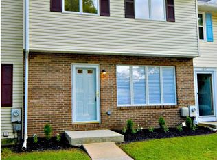 1097 Holmespun Dr, Pasadena, MD 21122