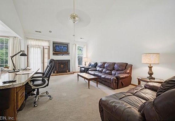 4th image of 308 Peachwood Ct