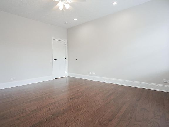 2nd image of 15100 Detroit Ave #1