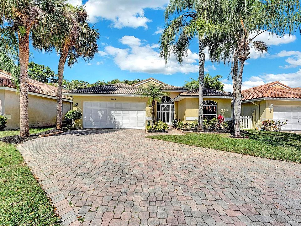 1st image of 5445 Grande Palm Circle