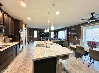 5955 Wellington Peak Rd, Las Vegas, NV 89148