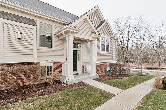 1st image of 0N060 Woodland Ct