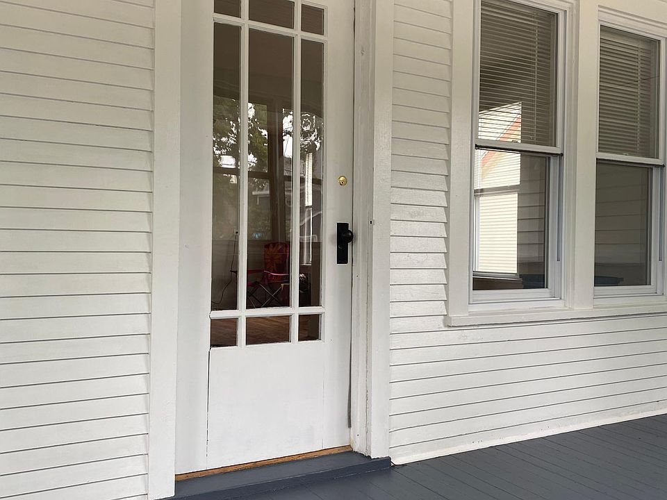 1st image of 411 Washington St