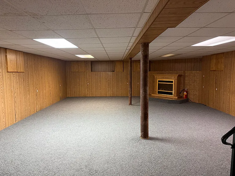 2636 Hickory Dr — Photo 20