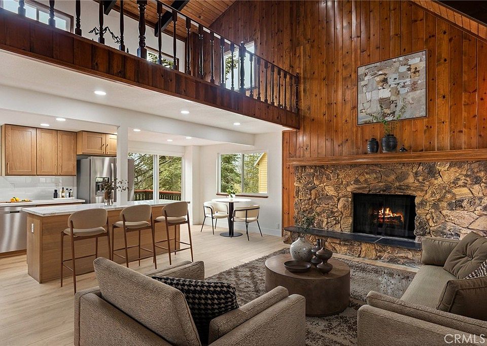 1st image of 1076 Grass Valley Rd