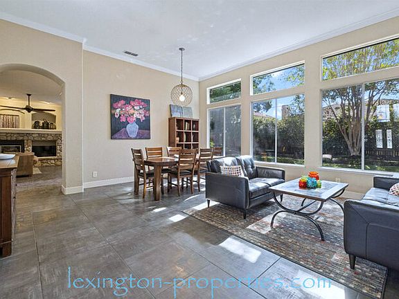 5th image of 2030 Blackheath Ln