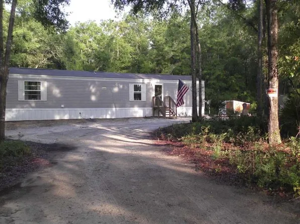 51 NE 829th St, Old Town, FL 32680