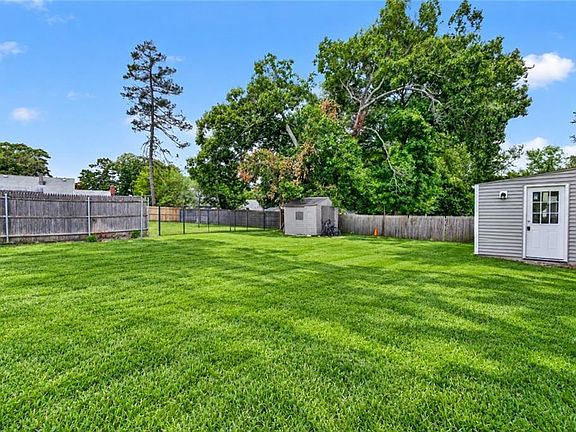 3rd image of 59 Graybar Rd