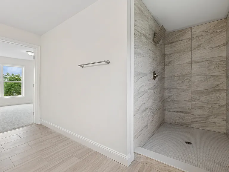 4 Sterling Dr — Photo 33