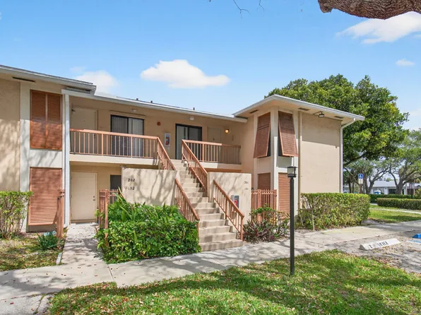 3939 NE 5th Ave APT B201, Boca Raton, FL 33431