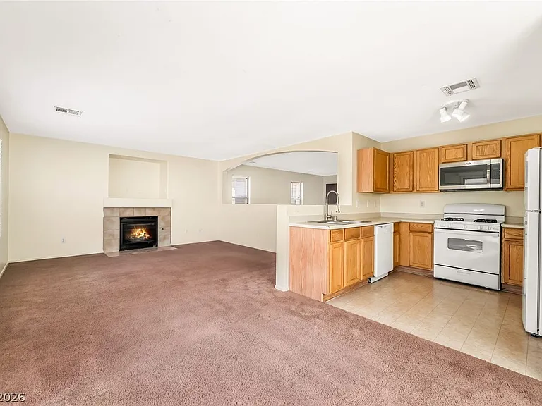 4849 Lone Grove Dr — Photo 8