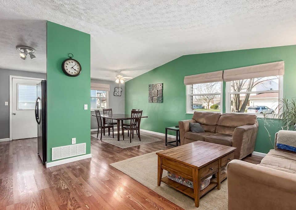 1st image of 5841 Saffron Ave