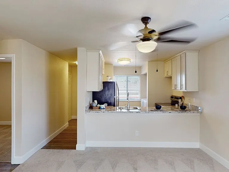 Vista View — Photo 11