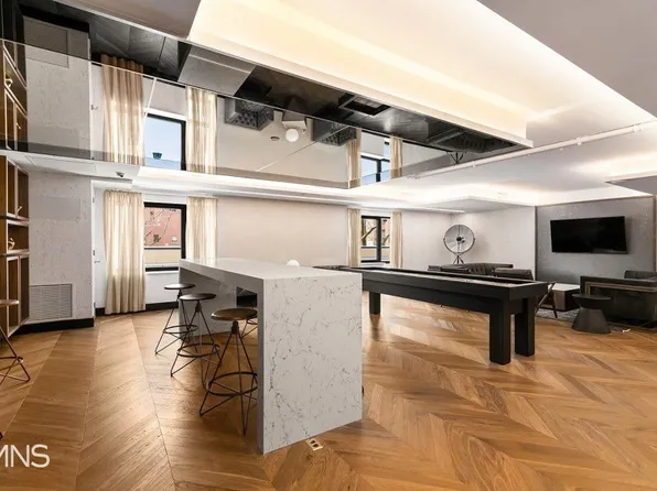 325 Lafayette Avenue image 8 of 10