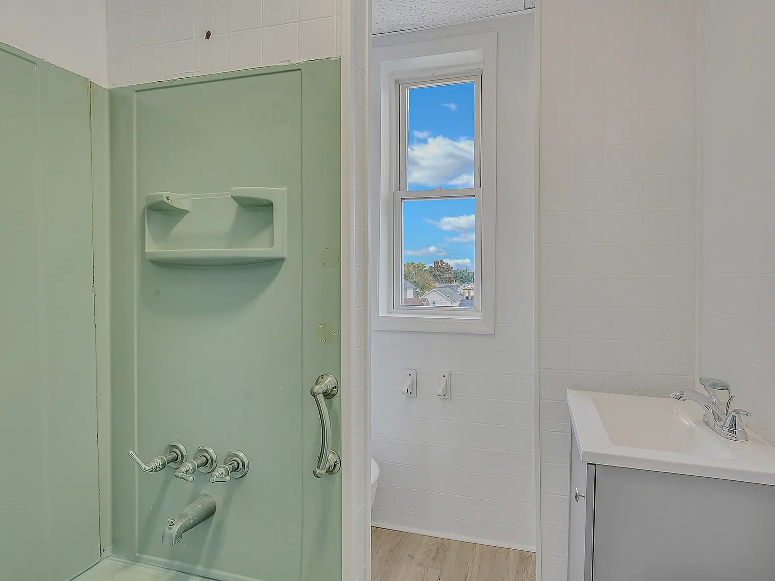 3 bed, 1200 sqft, $1,199 — Photo 3