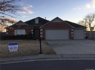 8050 Silverado Rd, Claremore, OK 74019