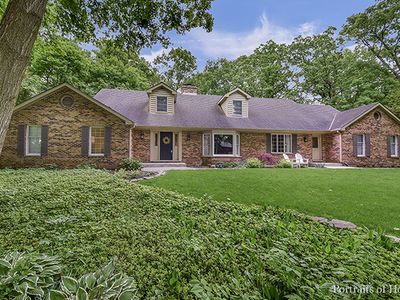 1950 Persimmon Dr, St Charles, IL, 60174