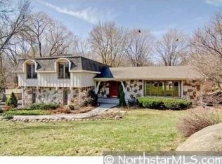 6920 Gleason Rd, Edina, MN 55439