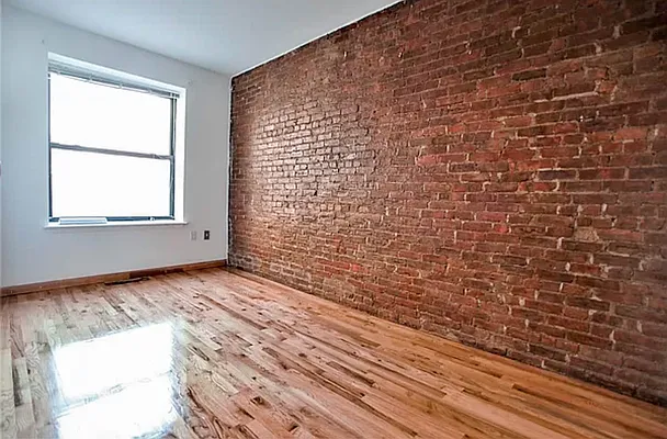 Rented by Metropolitan Property Group | media 10