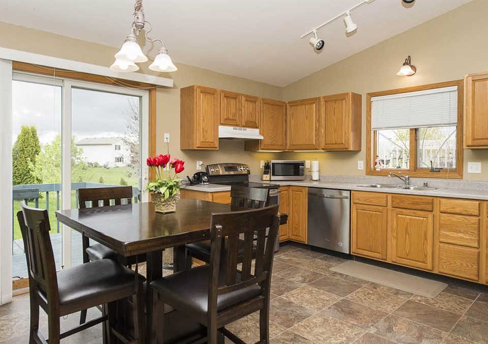 1st image of 7038 Parker Hill Dr