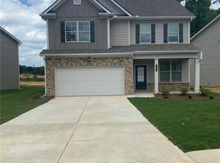 511 McGinnis Cir, Calhoun, GA 30701