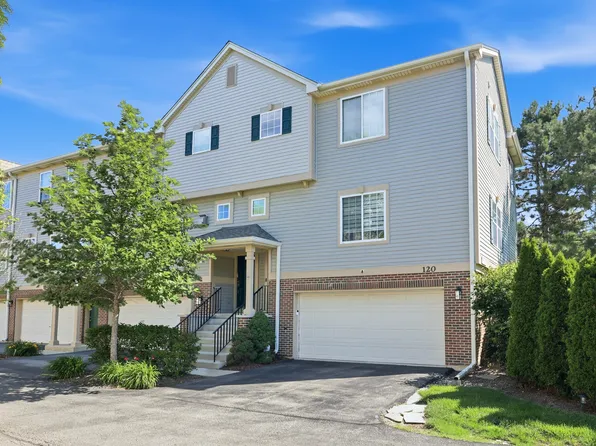 120 Monarch Dr, Streamwood, IL 60107