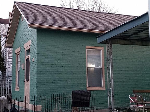 4th image of 113 Morton Ave