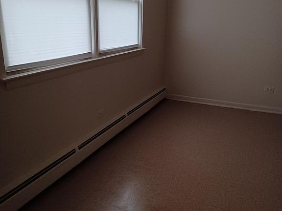 4th image of 1244 W 87th St APT 1A