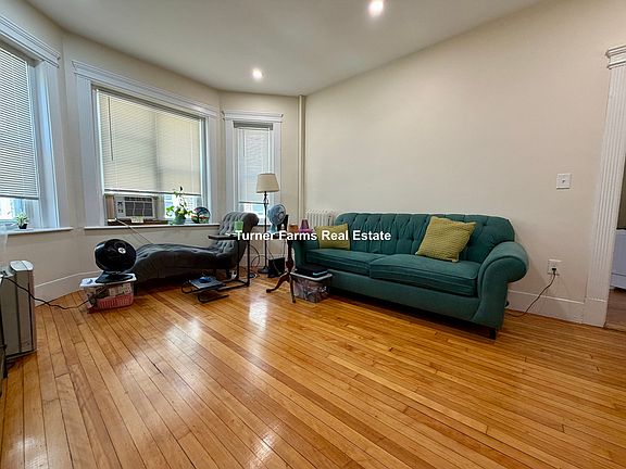 2nd image of 215 Harvard Ave #7R