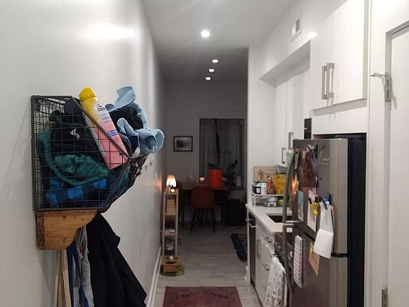 5th image of 1169 N Hope St #2C