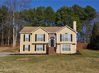 1140 Smoke Hill Ln, Hoschton, GA 30548