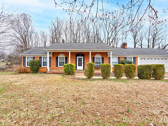 2nd image of 1516 Marlwood Dr