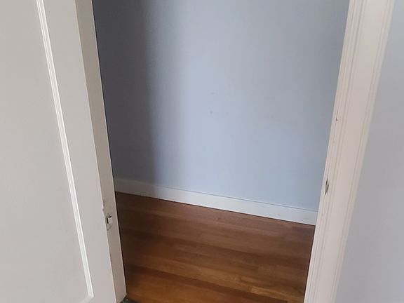 4th image of 338 Portland Ave APT 7