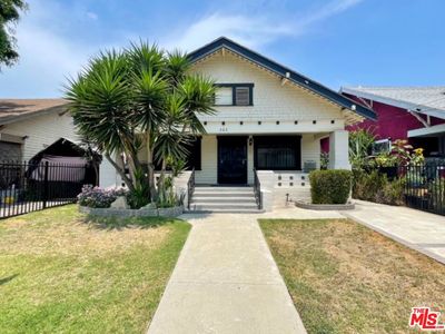 303 E 48th St, Los Angeles, CA, 90011