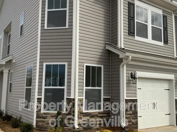 431 Yellow Fox Rd, Greer, SC 29650