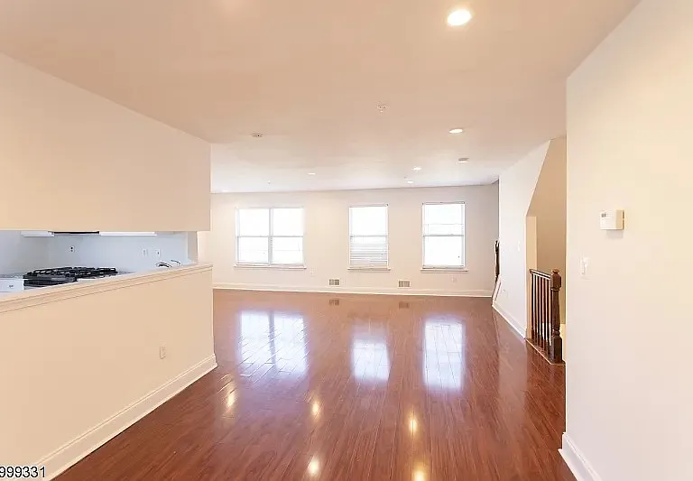 49 Cornerstone Ln #1 — Photo 3