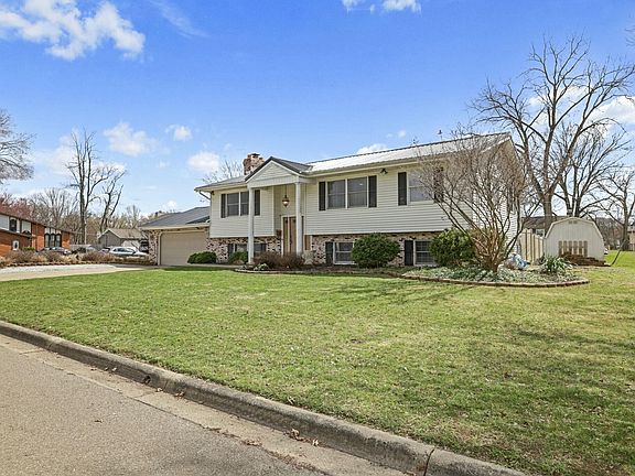 5th image of 757 Plymouth Pl