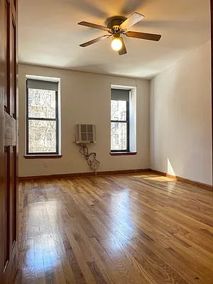 Rented by Paley Management | media 13