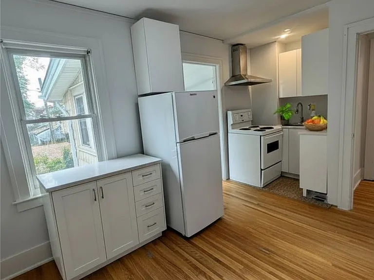 1395 Dougall Ave — Photo 7