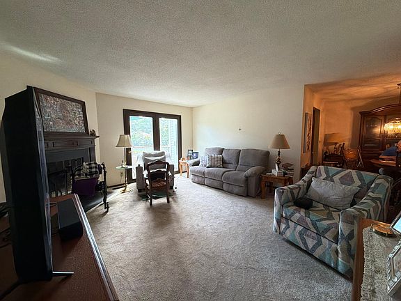 5th image of 5135 Balmoral Ln