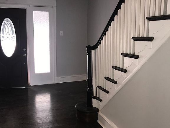 5th image of 410 Roselyn St