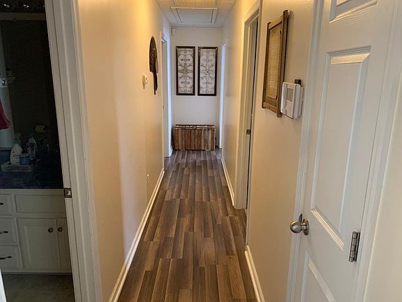 4th image of 203 Saddlewood Dr