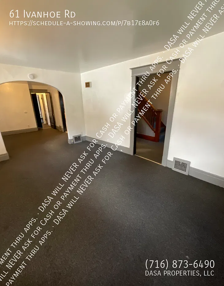 61 Ivanhoe - 4 Bed / 1 Bath — Photo 3