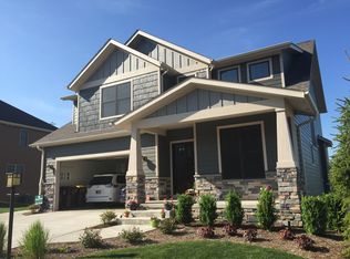 156 Ridgeview Dr, Valparaiso, IN 46385