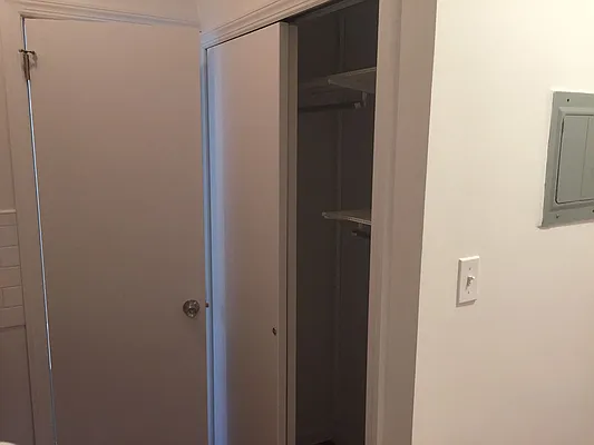 Rented by GreenVill Real Estate LLC | media 6