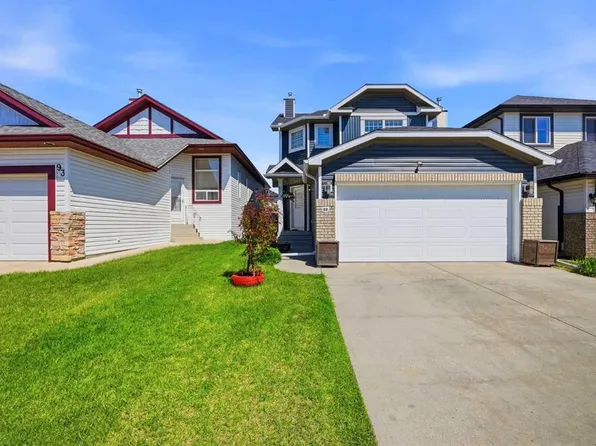89 W Saddlehorn Close NE, Calgary, AB T3J 5C6
